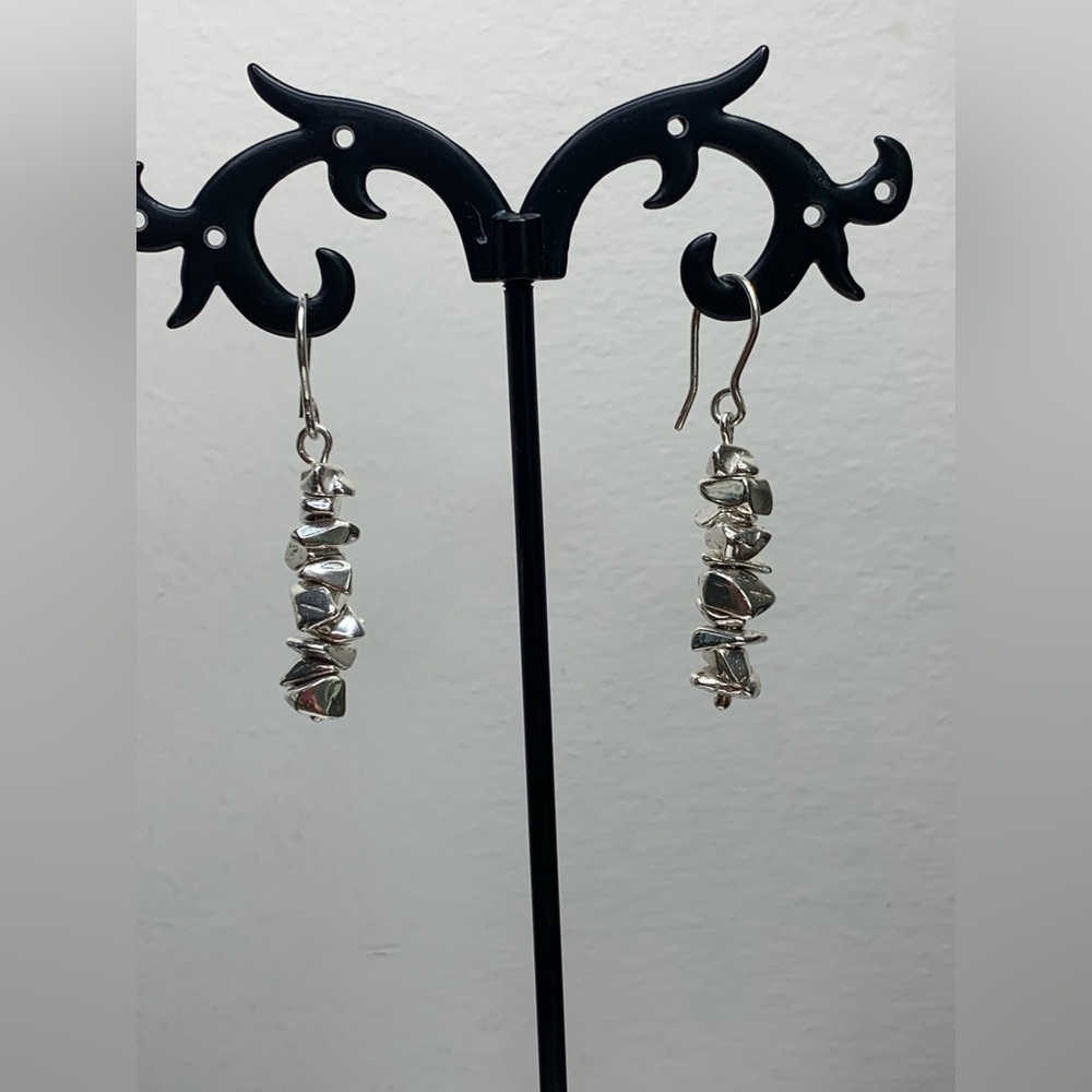 Silpada RARE Sterling Silver NUGGET  & ARTSY BEAD ACCENT French Wire Earrings
